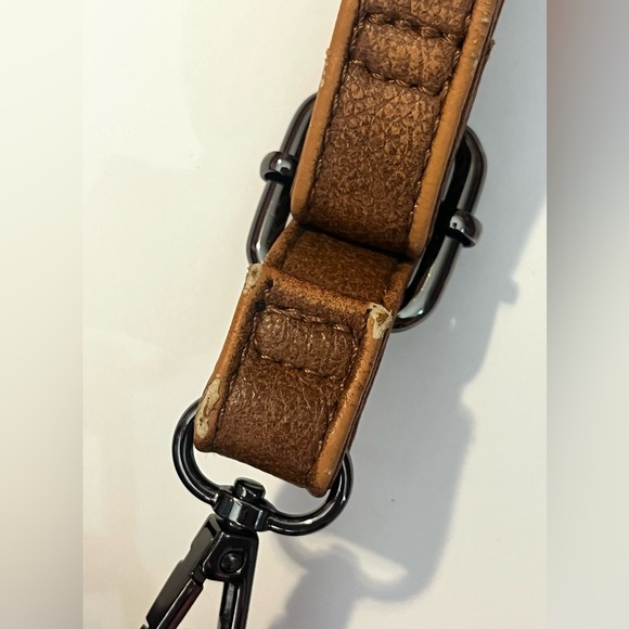 Realer Brown Faux Leather Bag Shoulder or Crossbody Purse Multiple Pockets - Picture 11 of 16